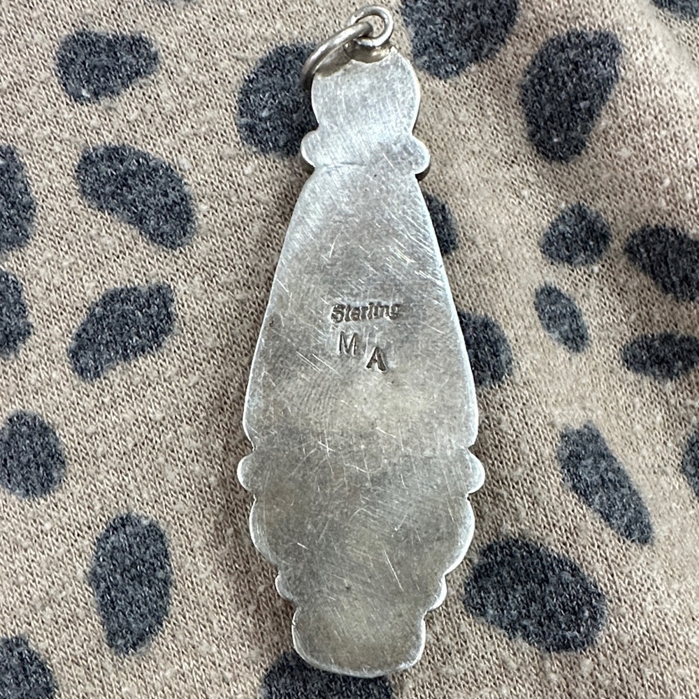 Signed Royston Ribbon Turquoise and Spiny Oyster and Sleeping Beauty Pendant - Picture 2 of 5